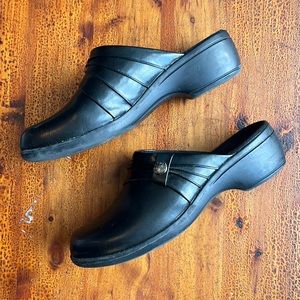 Black Clogs
